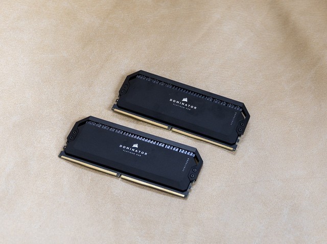 也许贵是我的问题？海盗船铂金统治者DDR5内存测评