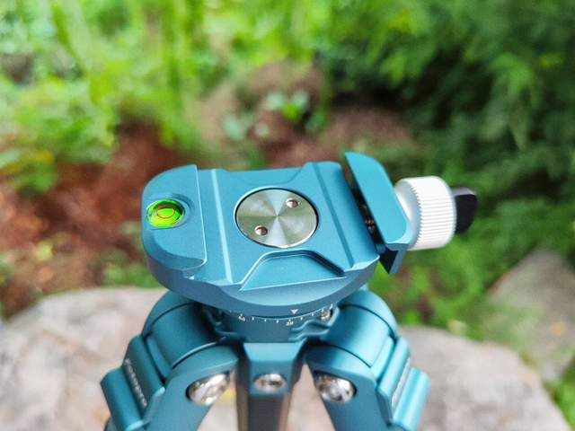 高颜值合金富图宝FX-1三脚架 37cm便携紧凑设计