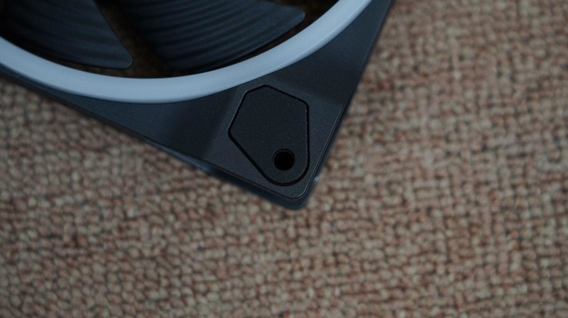 性能和灯效都给力，德商德静界PURE LOOP 2 FX 280水冷散热器体验分享