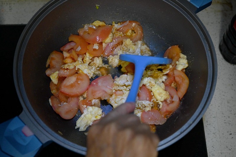 煎炒蒸炖都在行的好厨具，节日烹饪好帮手