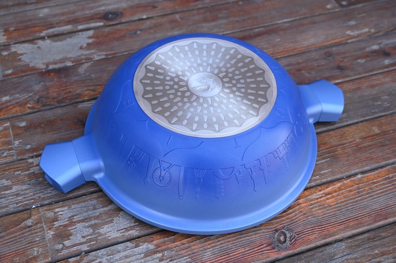 美观结实的多用锅，能炒能煮还省电，帝伯朗城际系列多用锅上手