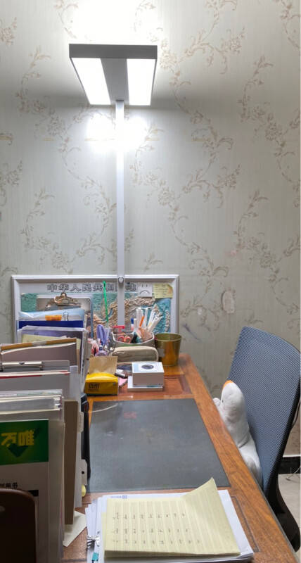 热销护眼钢琴灯测评：这些才是护眼钢琴灯真正护眼的关键！