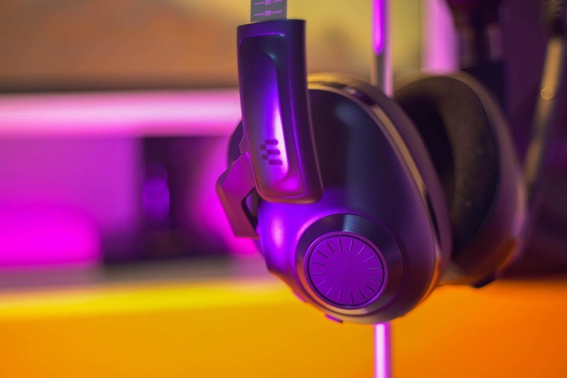 音质出众是电竞必备。入手体验EPOS音珀H3 PRO Hybrid三模电竞耳麦