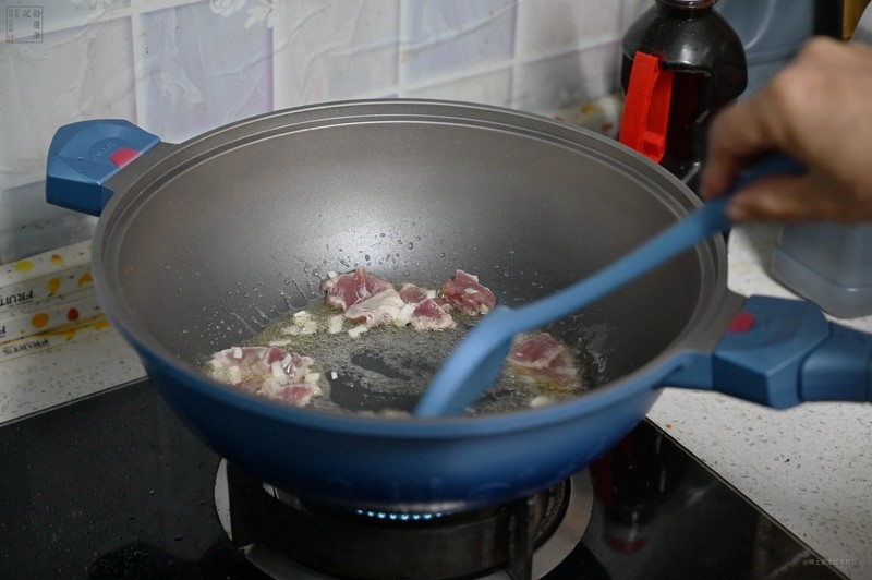 煎炒蒸炖都在行的好厨具，节日烹饪好帮手