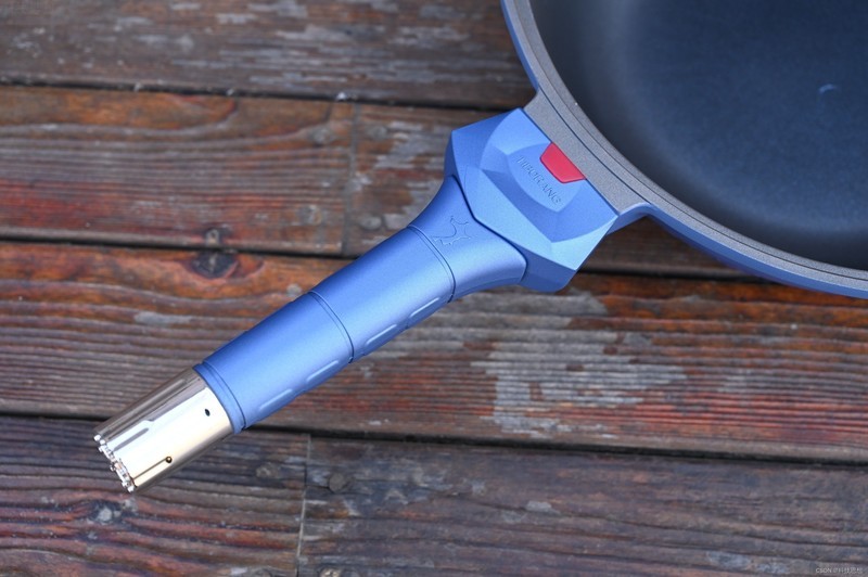 美观结实的多用锅，能炒能煮还省电，帝伯朗城际系列多用锅上手