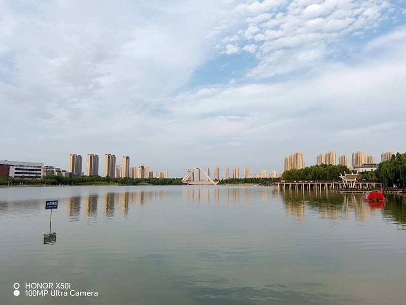 被吹爆的一亿像素，如今被千元机搭载，荣耀X50i上手一周体验