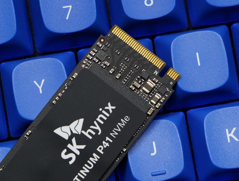 同价位一个能打的都没有！SK海力士P41 1TB固态硬盘开箱体验