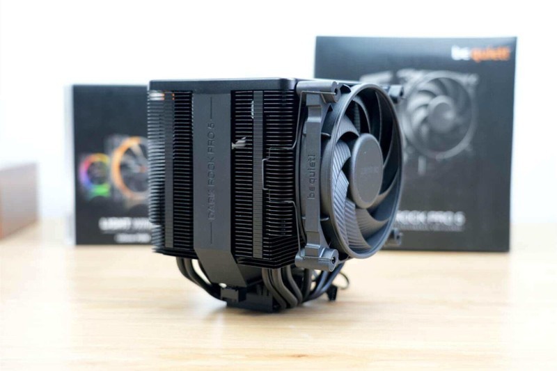 探寻i7-13700KF的无限可能，高性能处理器在游戏与生产力的表现。