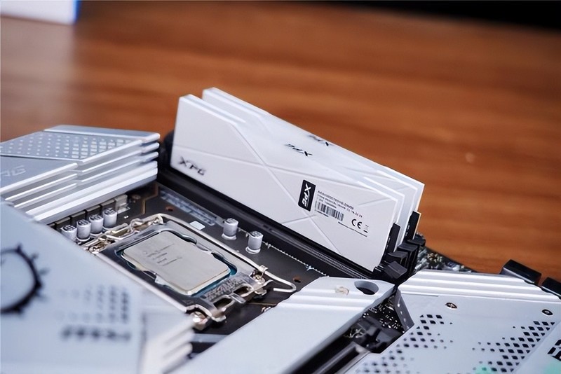 五一劳动节装机小参考，万元主机轻飘飘，嘻嘻