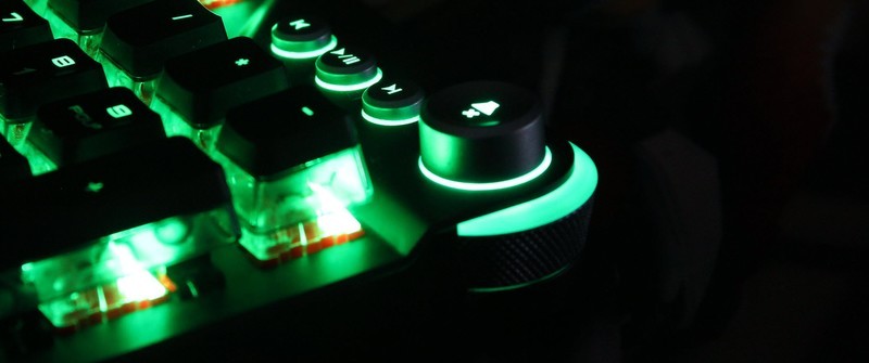 能把键盘卖成期货仅此一家，又有少量到货，欲购从速