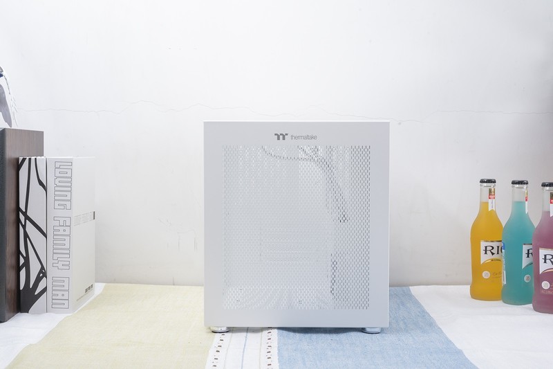 小主小主机小白富美，SFX拉低装机门槛，TT小钢炮人人都做走线大师