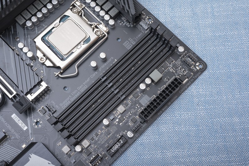 小主小主机小白富美，SFX拉低装机门槛，TT小钢炮人人都做走线大师