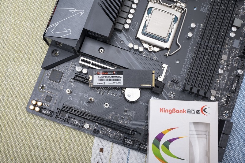 小主小主机小白富美，SFX拉低装机门槛，TT小钢炮人人都做走线大师