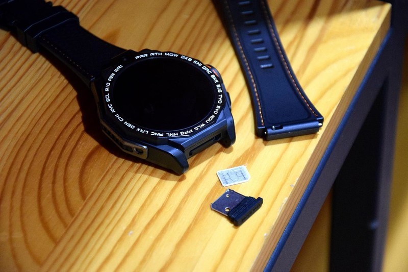 无需手机，就能打电话登微信QQ听歌刷视频，Jeep黑骑士F-X3体验