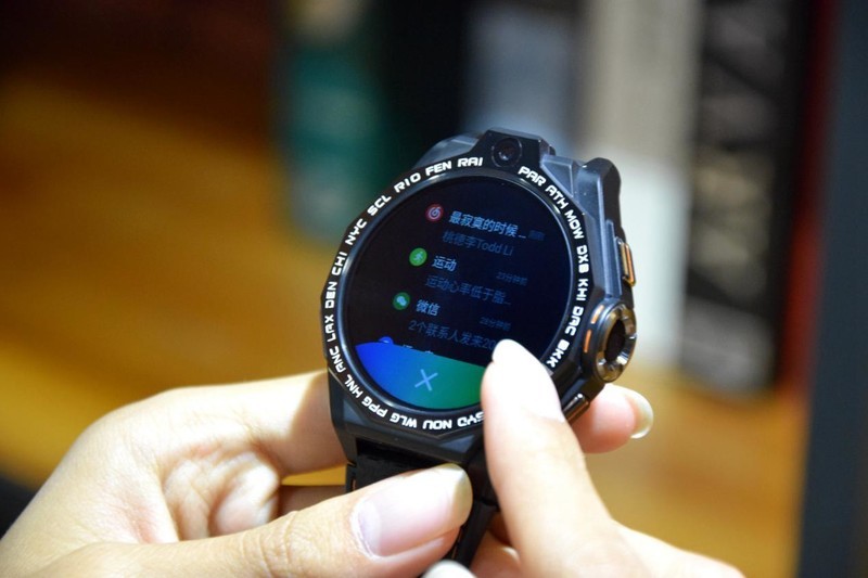 无需手机，就能打电话登微信QQ听歌刷视频，Jeep黑骑士F-X3体验