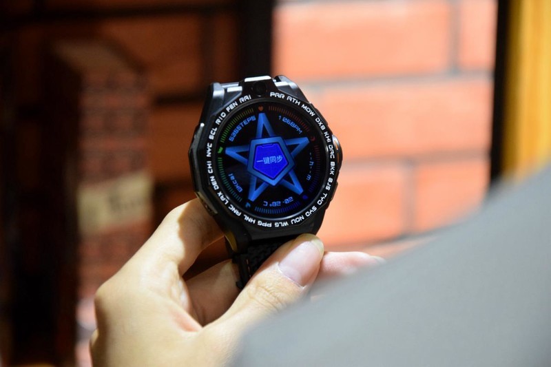 无需手机，就能打电话登微信QQ听歌刷视频，Jeep黑骑士F-X3体验