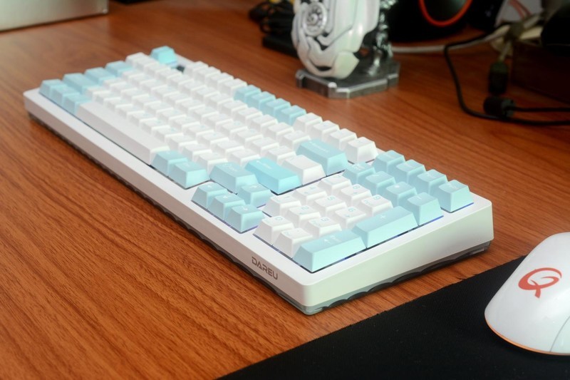 现在国产键盘这么卷，国外的高端再难进口了