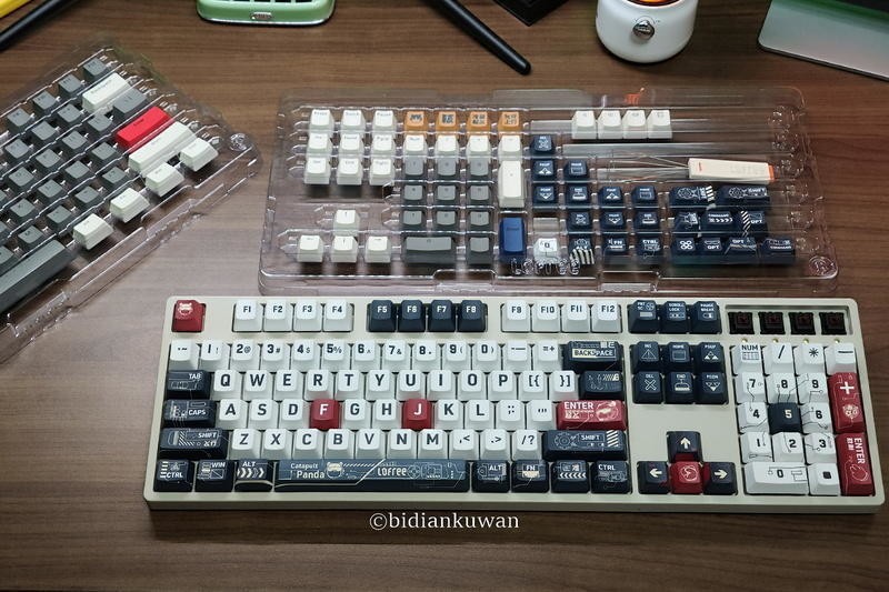 机械键盘旧貌换新颜，两套Lofree洛斐OEM大全套键帽换新记