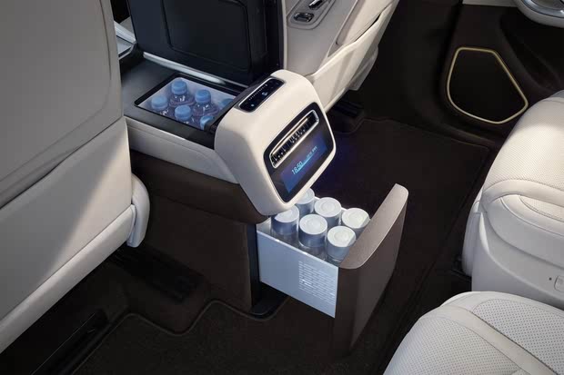 比亚迪腾势N9旗舰SUV上市：云辇A+天神之眼B+易三方