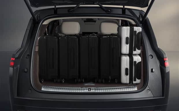 比亚迪腾势N9旗舰SUV上市：云辇A+天神之眼B+易三方