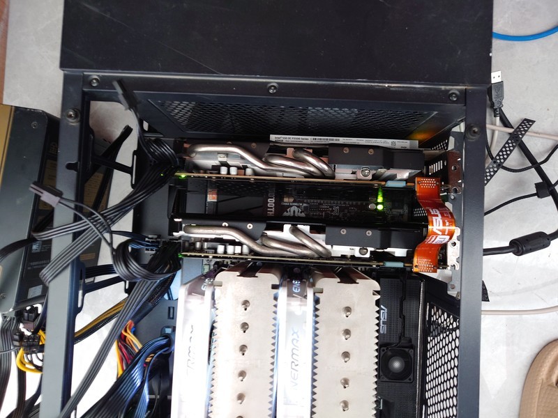 完成一个古早的心愿 组个sli