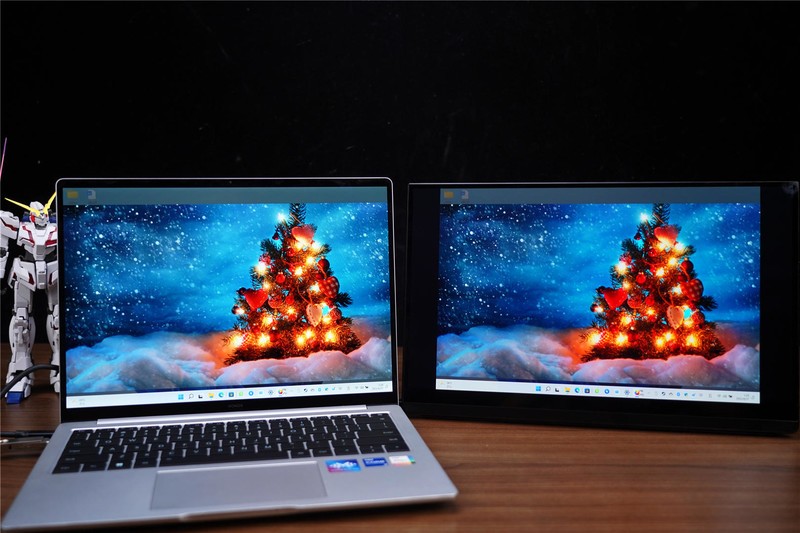 生产力工具和游戏机神器—EHOMEWEI 「O5」4K便携显示器值得拥有