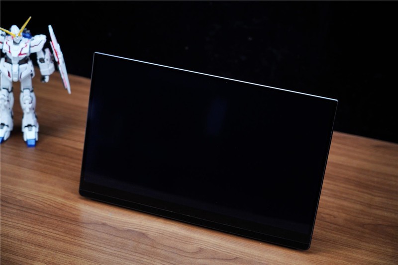 生产力工具和游戏机神器—EHOMEWEI 「O5」4K便携显示器值得拥有