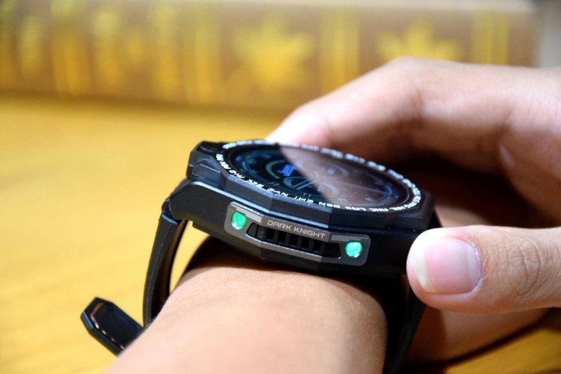 无需手机，就能打电话登微信QQ听歌刷视频，Jeep黑骑士F-X3体验