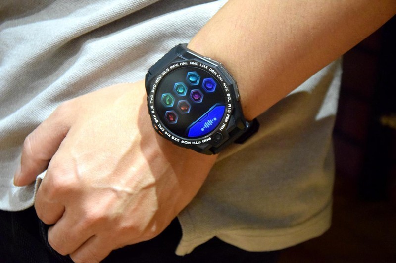 无需手机，就能打电话登微信QQ听歌刷视频，Jeep黑骑士F-X3体验