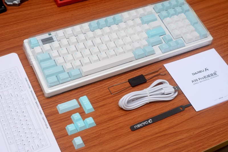 现在国产键盘这么卷，国外的高端再难进口了