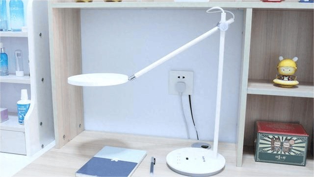 市面上什么品牌的护眼台灯比较好？五款实用性护眼灯推荐