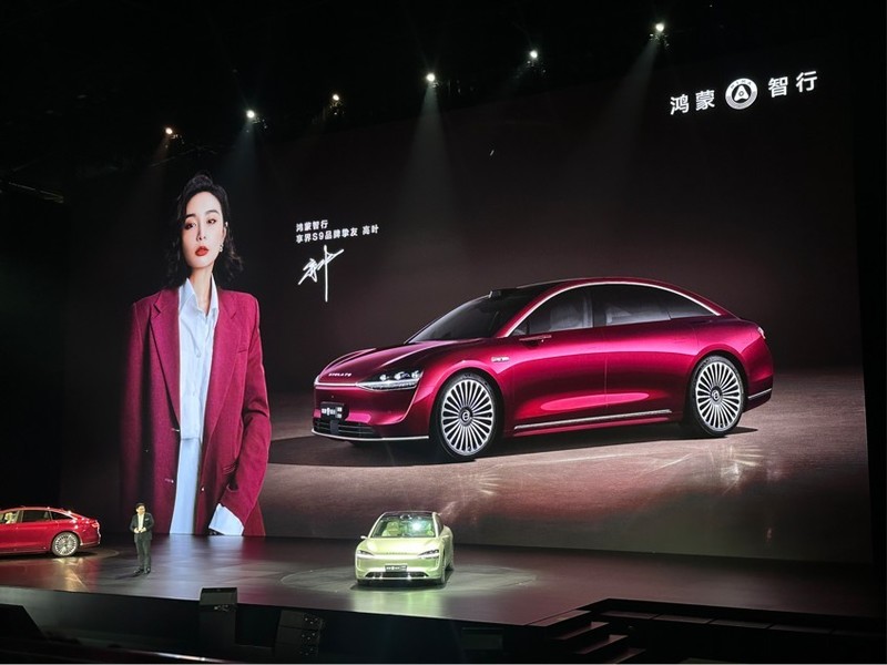 鸿蒙智行新宠：享界 S9，豪华轿车新标杆