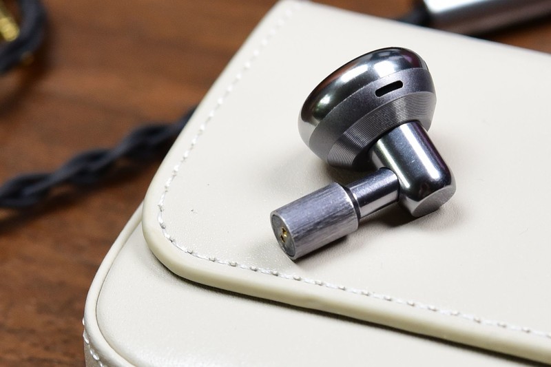 声场大、层次好、人声巨好听！复古风味明显的凯声DM7平头塞试听