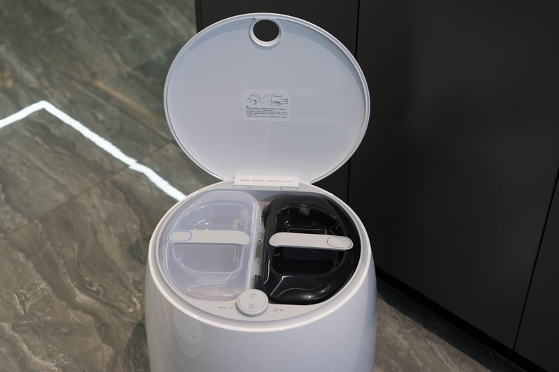 从米家免洗扫拖机器人的使用，谈下扫地机器人是不是智商税？