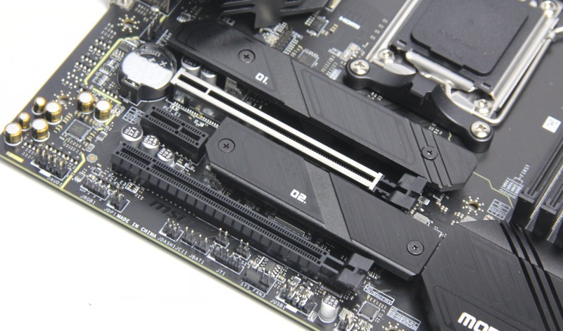 锐龙7000智酷版处理器上市之际，迫击炮家族再添强悍新成员