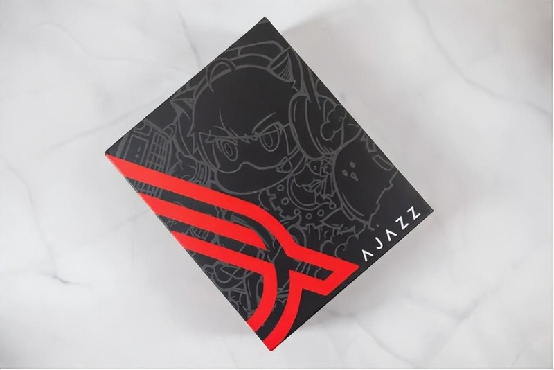 标配充电底座，配置强大手感好，黑爵AJ159 Pro三模电竞鼠标体验