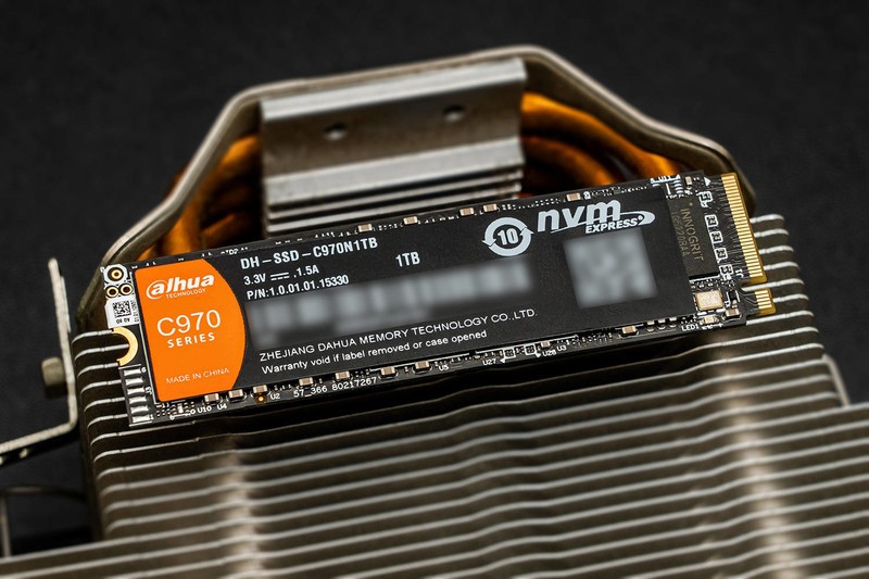 双十一买点啥？小金库太薄只搞了块PCIe4.0 SSD，大华存储C970体验