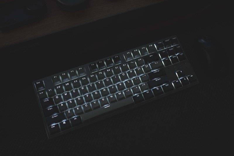 放弃个性，却忠于原味，杜伽K320 V2星光版再续Cherry原厂精髓