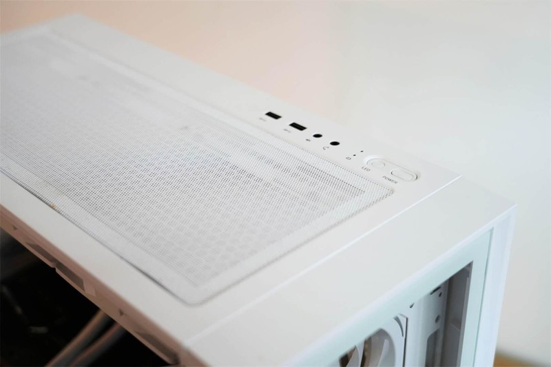 “宙斯降临”，一键掌控电竞世界：微星宙斯盾钛游戏主机分享！