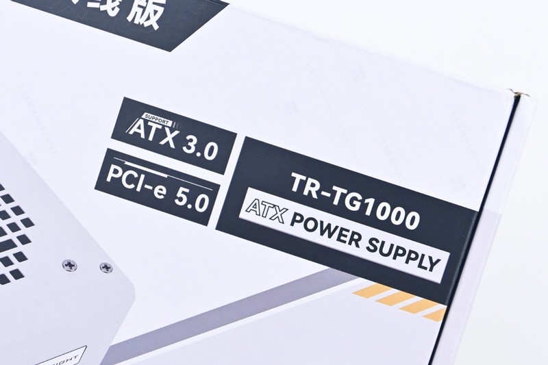 利民TG1000压纹线版金牌全模组电源开箱：线材升级+独特配色
