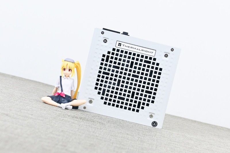 利民TG1000压纹线版金牌全模组电源开箱：线材升级+独特配色