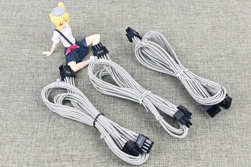 利民TG1000压纹线版金牌全模组电源开箱：线材升级+独特配色