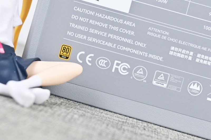 利民TG1000压纹线版金牌全模组电源开箱：线材升级+独特配色