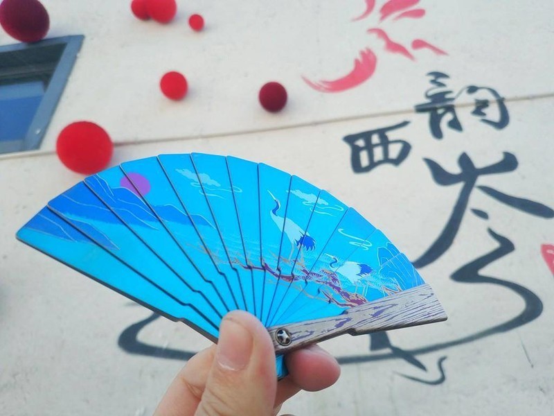 古韵今风，钛艺流芳：FEGVE费戈 “灵鹤” 全钛彩画扇