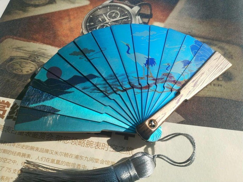 古韵今风，钛艺流芳：FEGVE费戈 “灵鹤” 全钛彩画扇