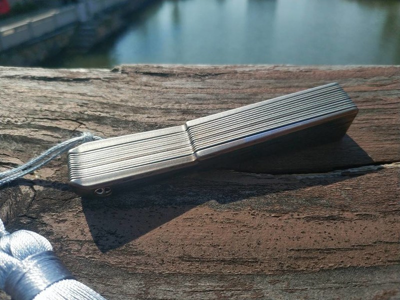 古韵今风，钛艺流芳：FEGVE费戈 “灵鹤” 全钛彩画扇