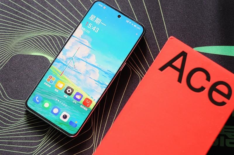 有颜有值的性能手机新标杆：一加Ace Pro深度体验
