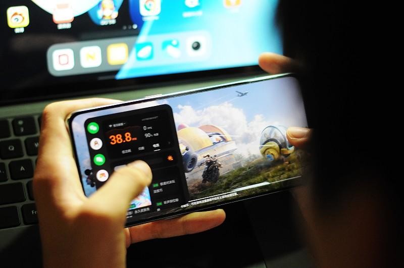 有颜有值的性能手机新标杆：一加Ace Pro深度体验