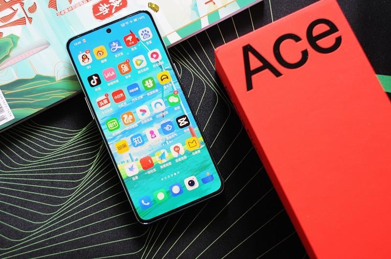 有颜有值的性能手机新标杆：一加Ace Pro深度体验