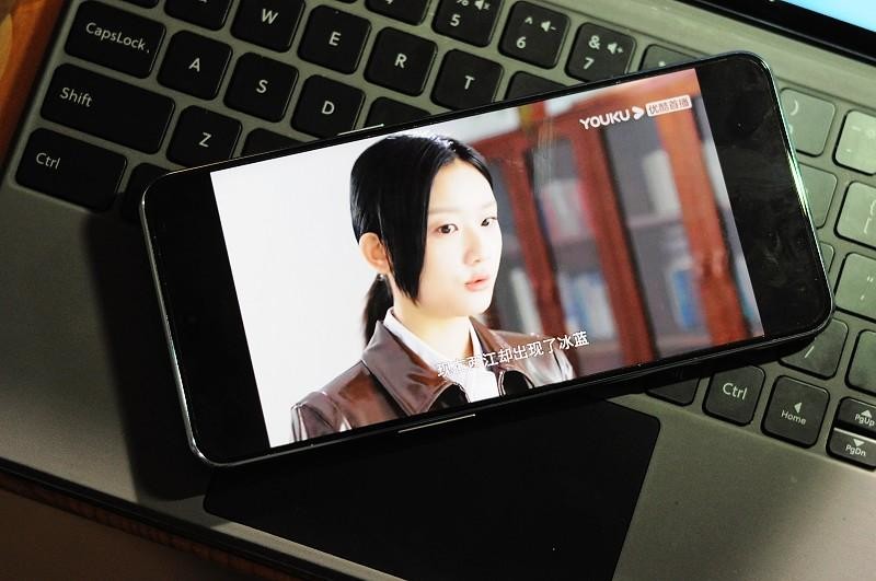 有颜有值的性能手机新标杆：一加Ace Pro深度体验